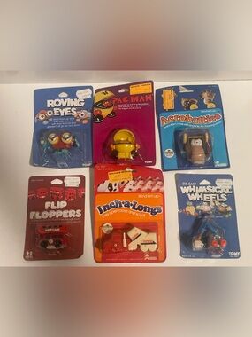 Vintage tomy wind up toys